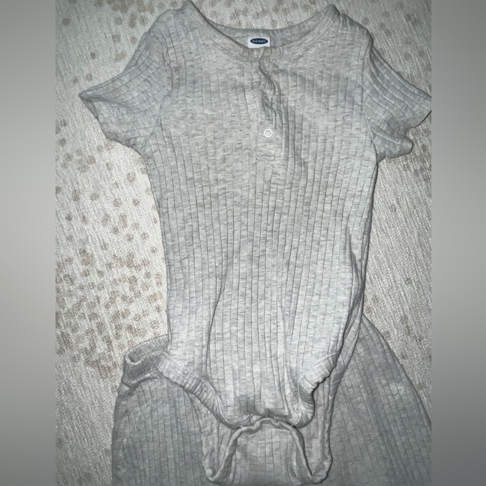 Old Navy Sets - Picture 2 of 13